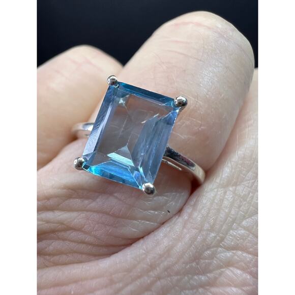 Blue topaz emerald cut sterling silver ring size 7 - Picture 5 of 16